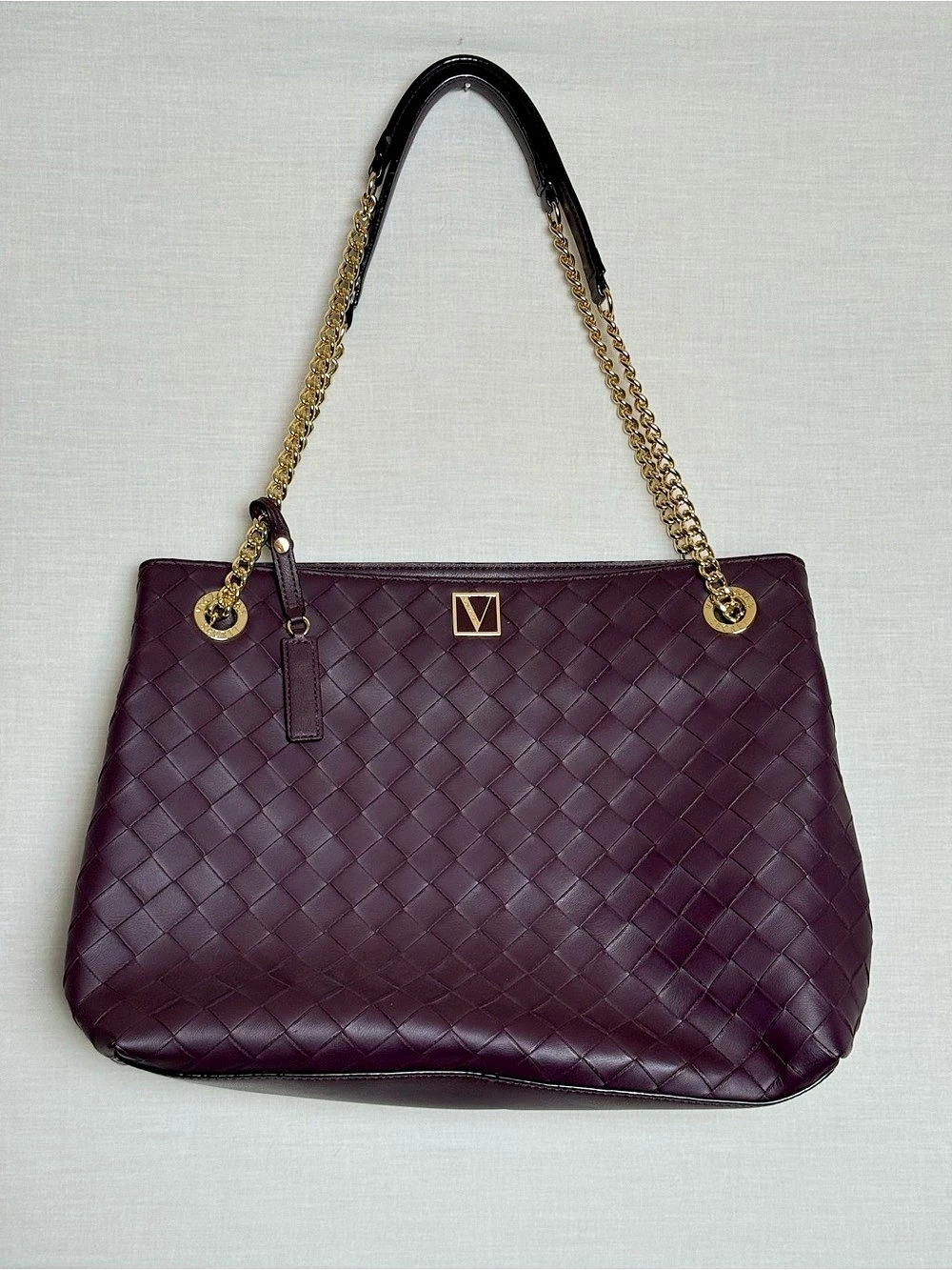 Victoria's Secret Violet Woven Gold Chain Shoulder Tote Bag- NWOT